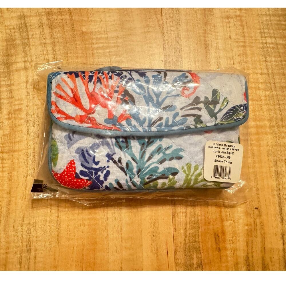 NWT Vera Bradley Iconic Jen Zip ID Case Keychain Wallet - Shore Thing